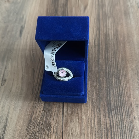 Kurt Geiger London
Crystal & CZ Evil Eye Ring Size 8 - Picture 3 of 4